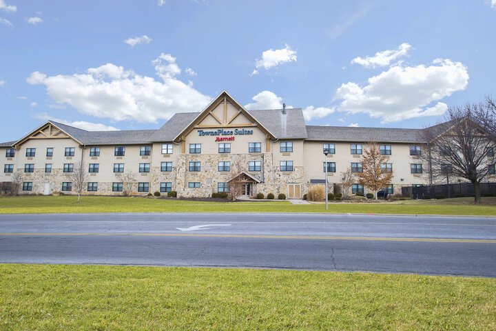 Hotel 2 of 32
