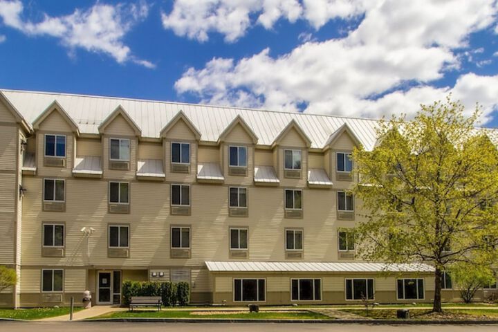Hotel 15 of 109