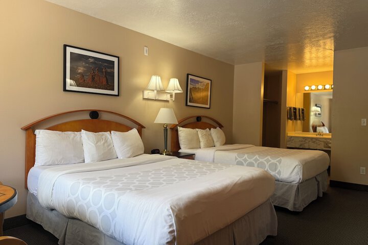 Cathedral Valley Inn