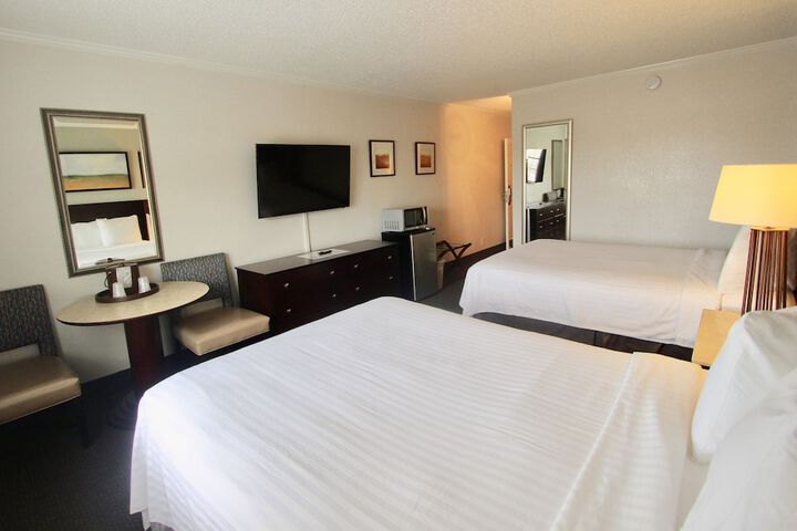 Room 53 of 92