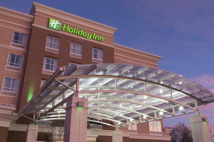 Hotel 8 of 44