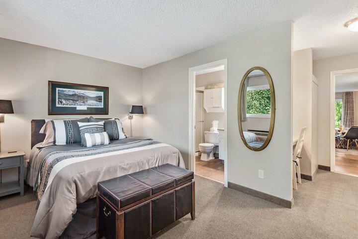 Room 172 of 399