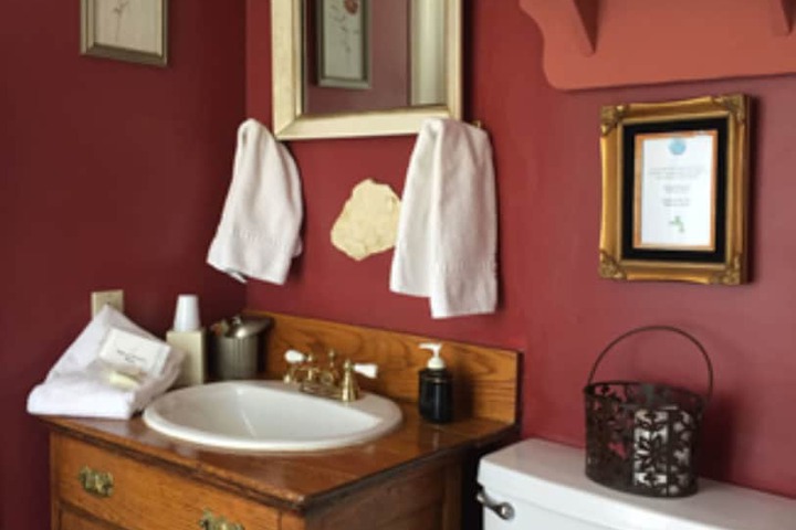 Inn at the Canal Bed & Breakfast