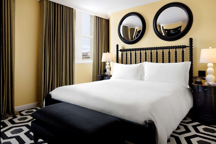 Room 28 of 75
