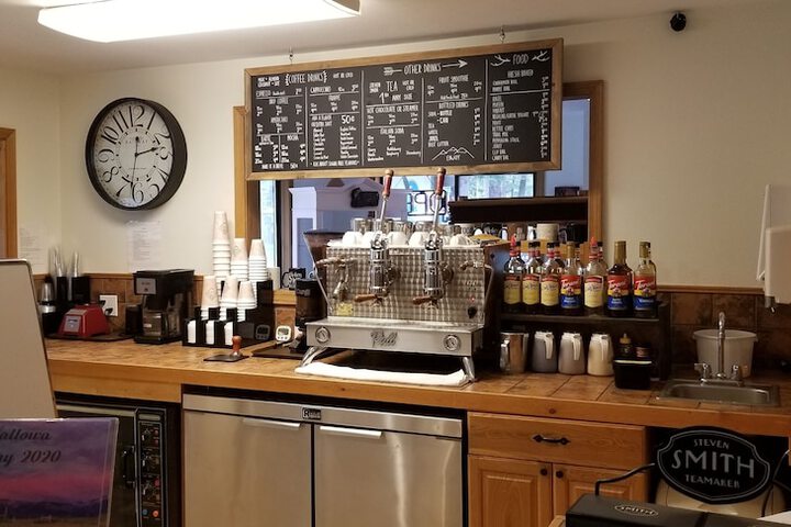 Breakfast/Coffee Service 212 of 235