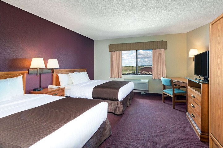 Room 13 of 29