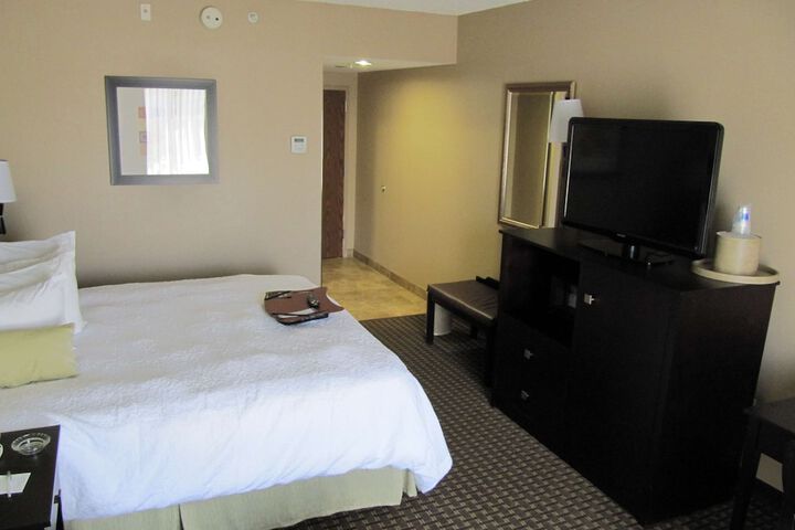 Room 14 of 37