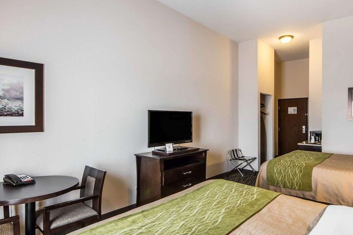 Room 13 of 36