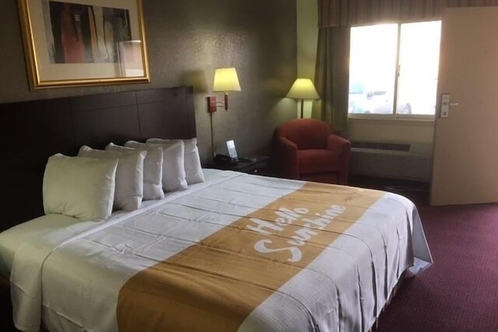Room 21 of 22