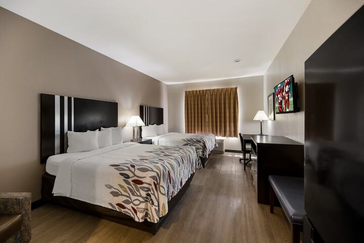 Room 22 of 35