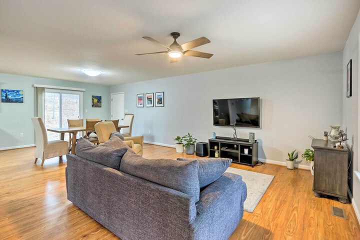 Private Mountain Home Near Shenandoah River!