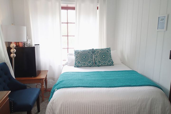 Room 21 of 127