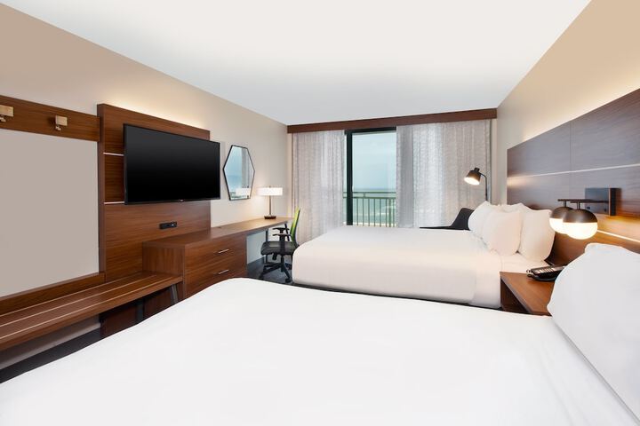 Room 16 of 41