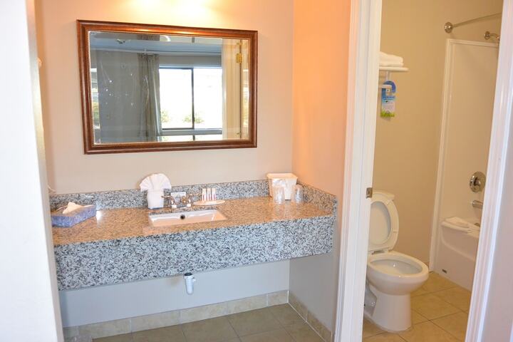 Room 21 of 60