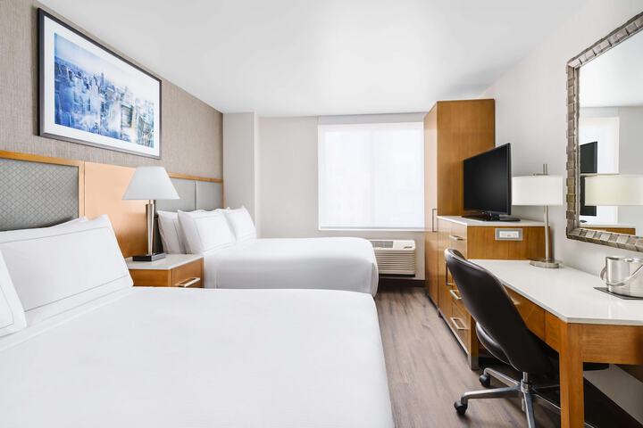 Room 7 of 27