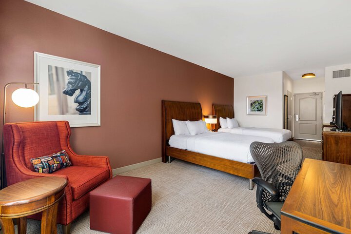 Room 48 of 94