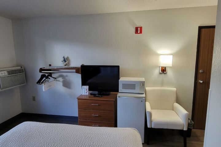 Days Inn by Wyndham Somerset PA I-70 I-76