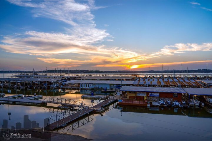 Equinox Inn at Canyon Lake