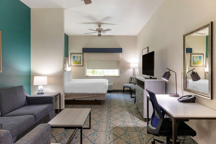 Room 37 of 46