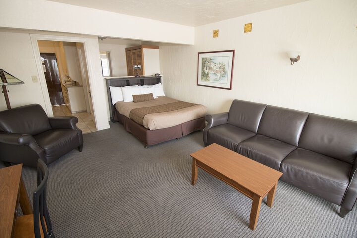 Room 53 of 117