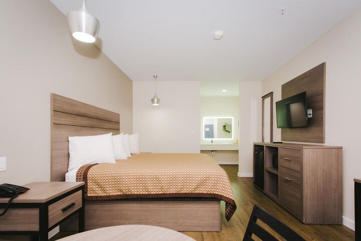 Room 21 of 57