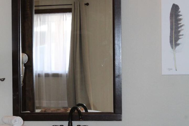 Room 26 of 43