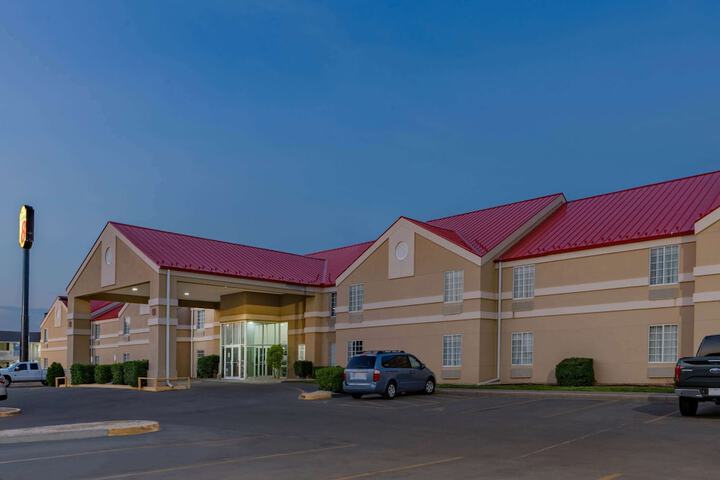 Hotel 4 of 37