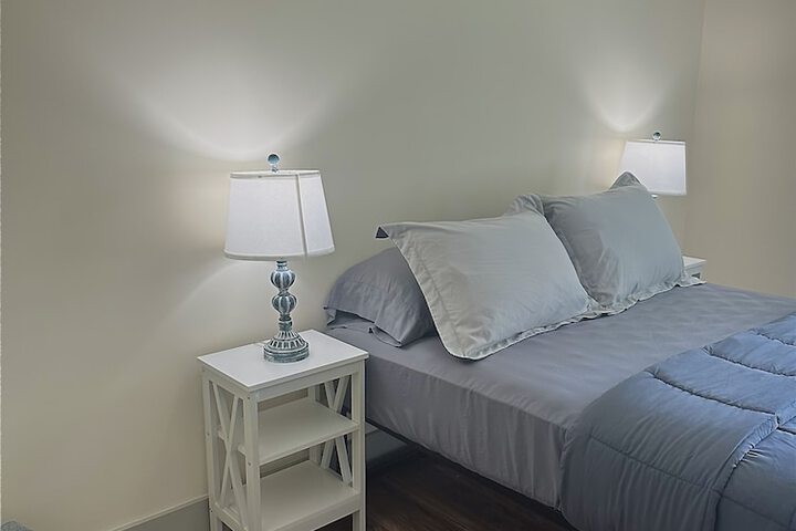 2BR Sunshine Town Condo