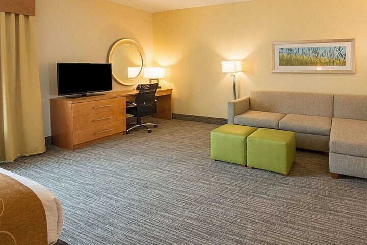 Room 40 of 91
