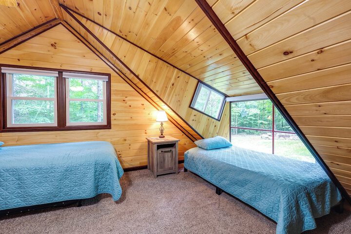 Cozy Elizabethtown Cabin w / Fire Pit!