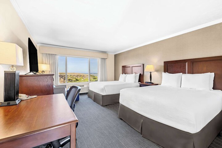 Room 42 of 47