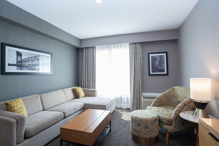 Room 42 of 67