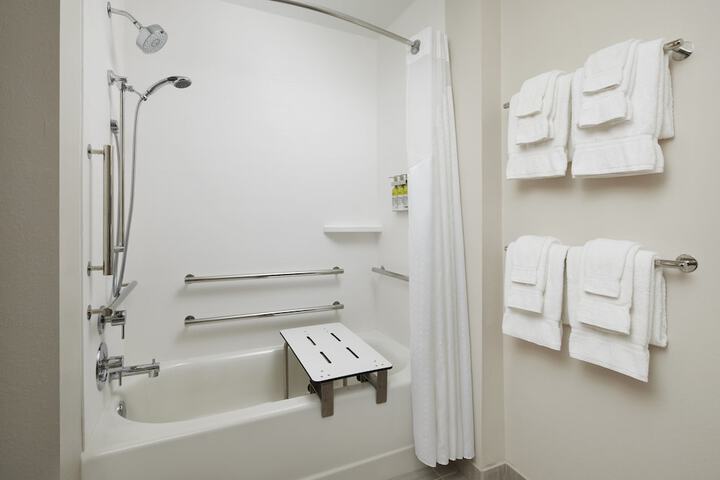 Room 20 of 34