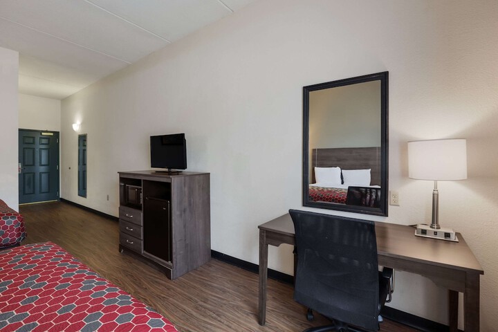 Room 25 of 35