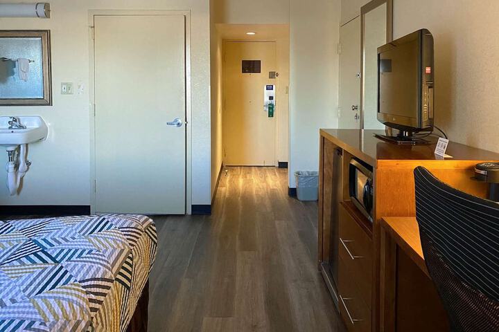 Motel 6 Catonsville MD – Baltimore West