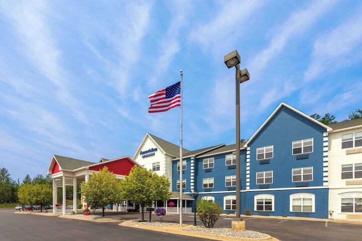 Hotel 2 of 49