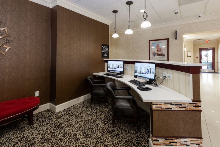 Business Center 45 of 45