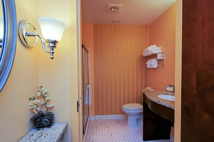 Room 25 of 36