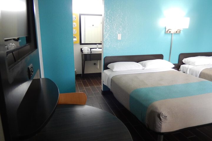 Room 7 of 21