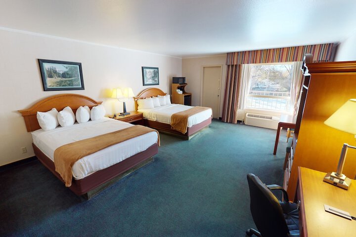 Room 8 of 15