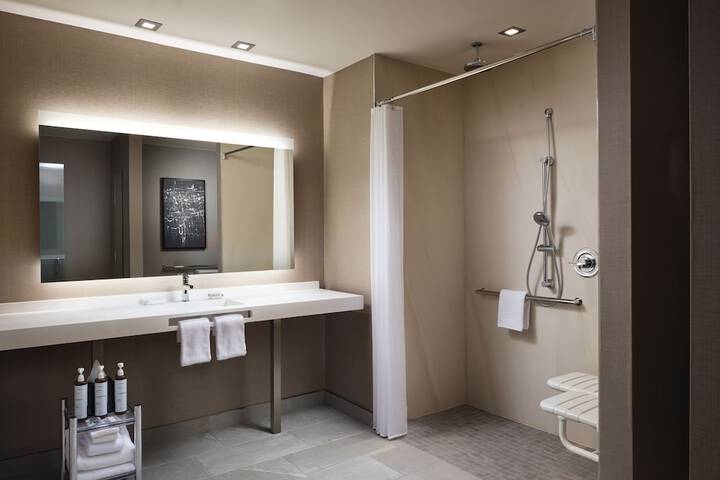 AC Hotel by Marriott Jackson Ridgeland