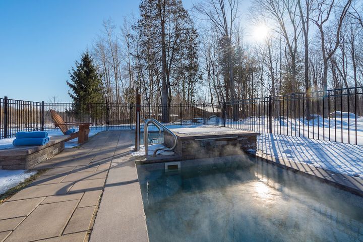 Pool 12 of 81