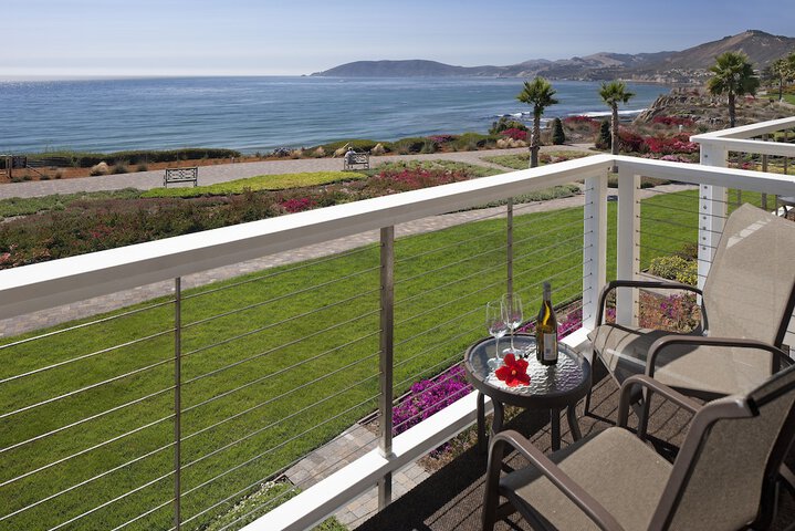 Spyglass Inn