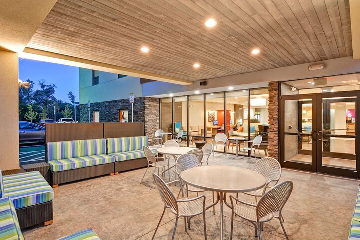 Terrace/Patio 37 of 39