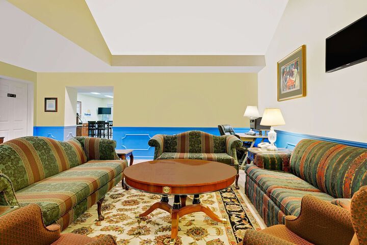 Hotel Interior 4 of 15