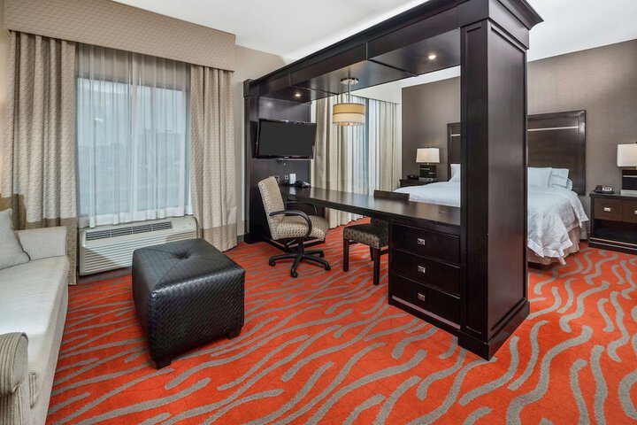 Hampton Inn & Suites Tulsa / Catoosa