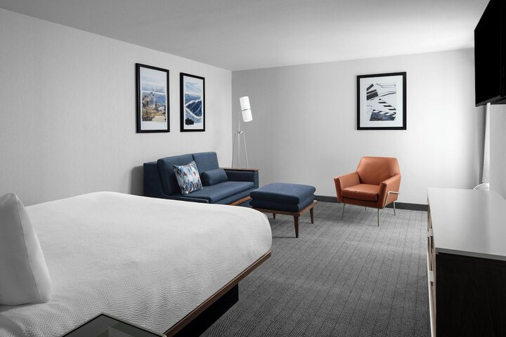 Courtyard by Marriott Los Angeles Burbank Airport