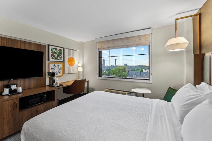 Holiday Inn Niagara Falls State Park Entry by IHG