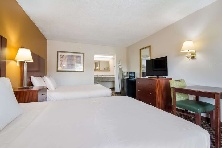Room 14 of 21