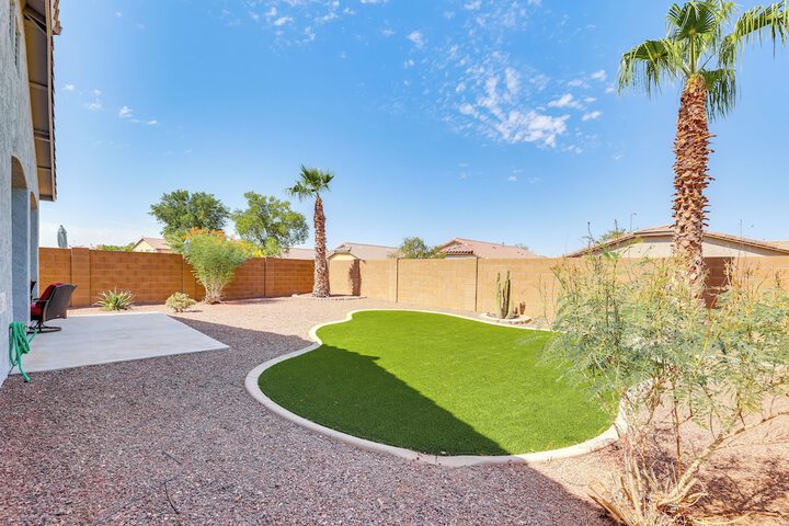 Near Parks & Golf: Maricopa Home w / Covered Patio!